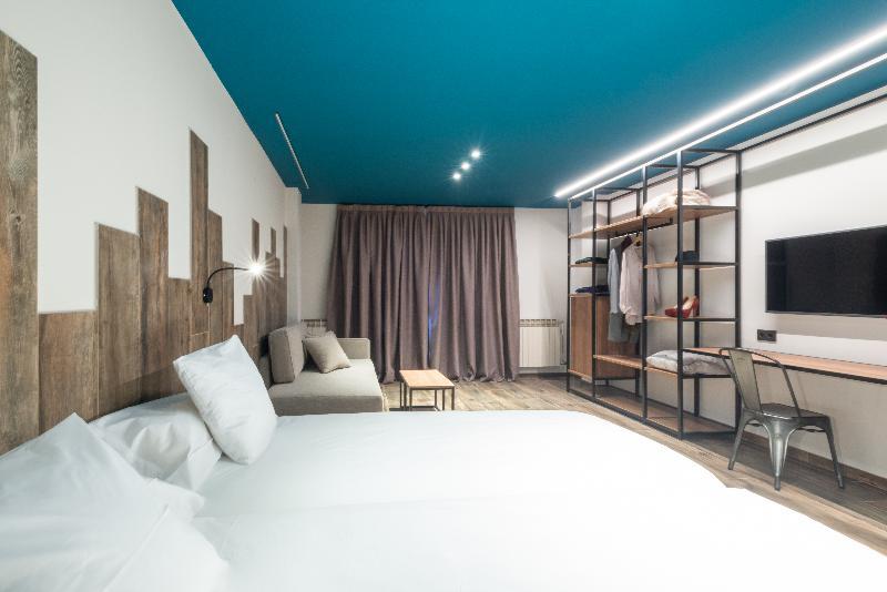 Hotel Crest Arinsal Bagian luar foto